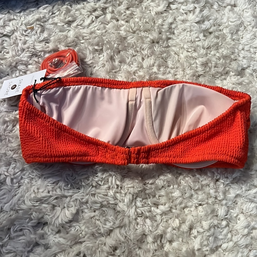 Nwt 36B swim bikini top - Picture 3 of 3
